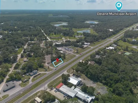 4457 N Us Highway 17 Deland FL 32720