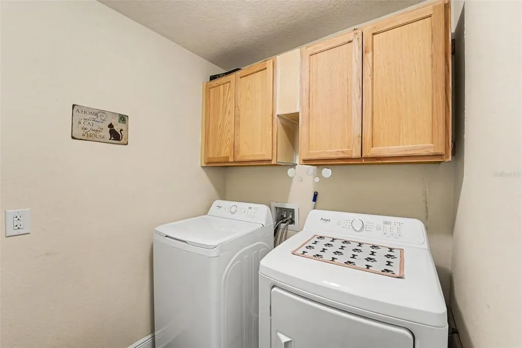 16342 Vine Cliff Avenue Hudson FL 34667