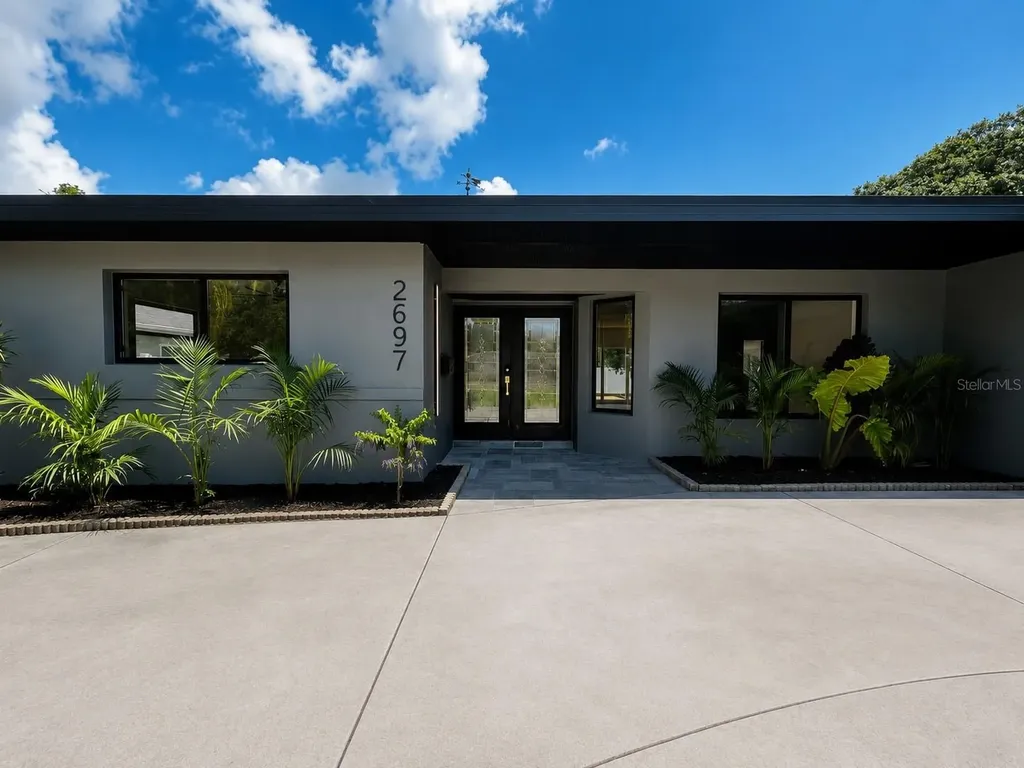 2697 66th Terrace S St Petersburg FL 33712
