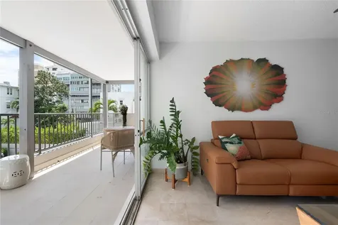 81 Kings Court San Juan PR 00911