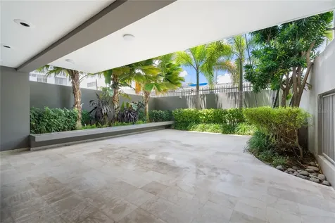 81 Kings Court San Juan PR 00911