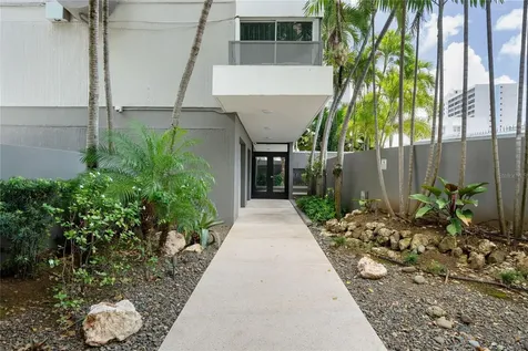 81 Kings Court San Juan PR 00911