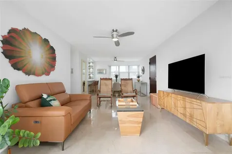 81 Kings Court San Juan PR 00911