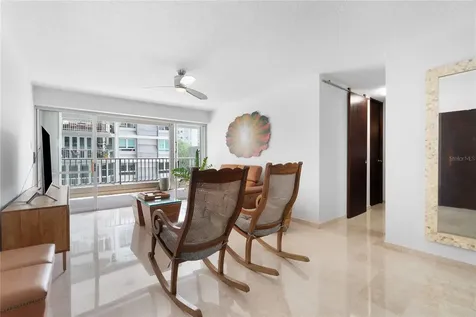 81 Kings Court San Juan PR 00911