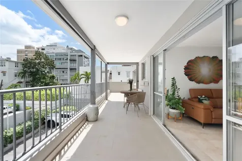 81 Kings Court San Juan PR 00911