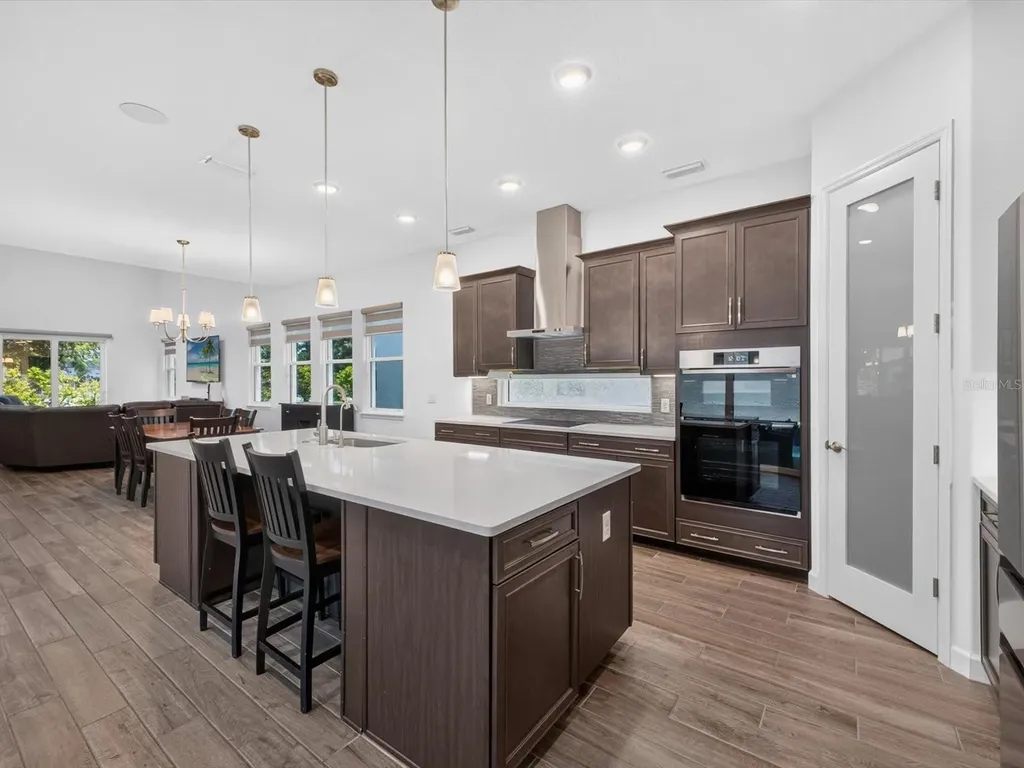 196 Hampton Loop Davenport FL 33837