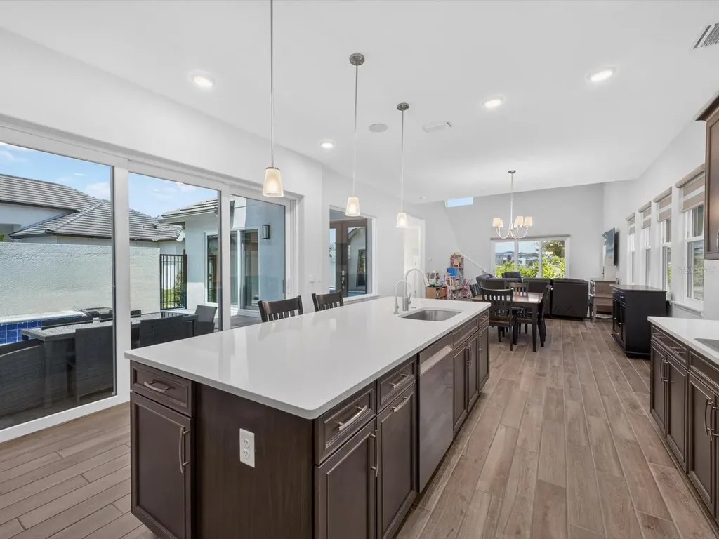 196 Hampton Loop Davenport FL 33837