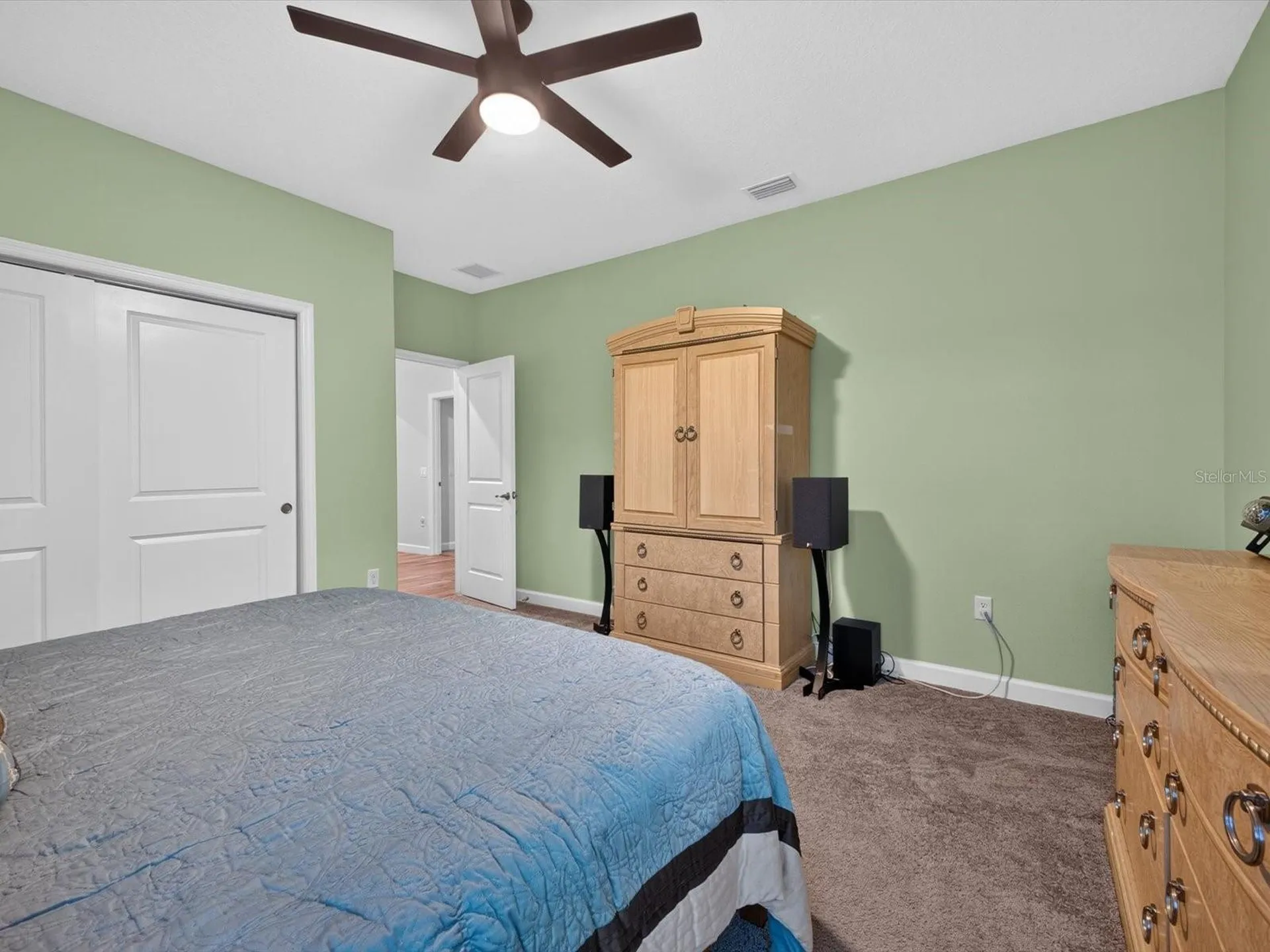 196 Hampton Loop Davenport FL 33837