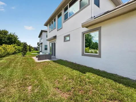 196 Hampton Loop Davenport FL 33837