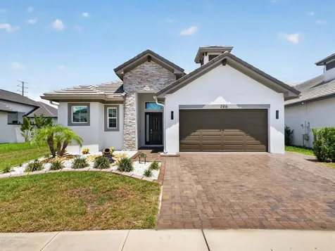196 Hampton Loop Davenport FL 33837