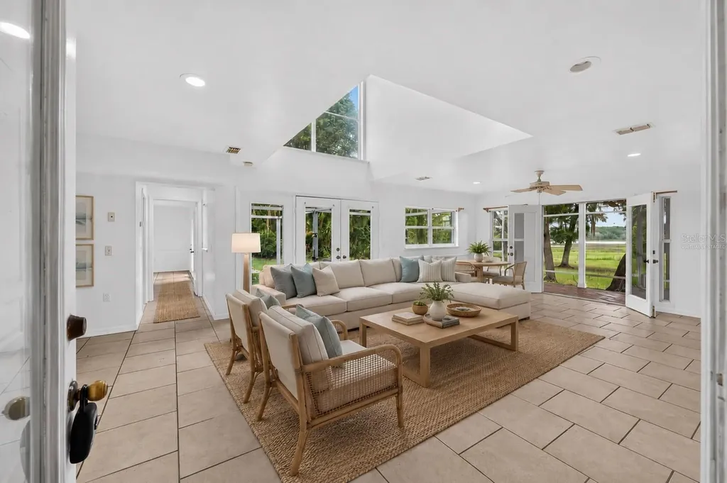 104 Long Pond Way Hawthorne FL 32640