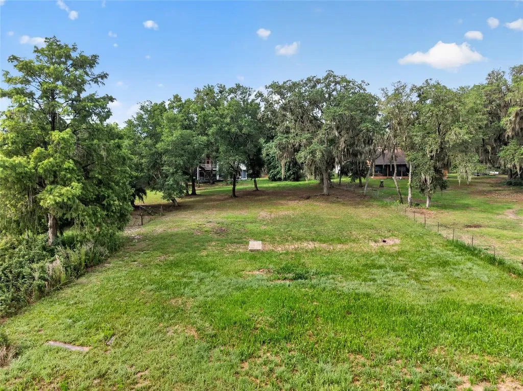 104 Long Pond Way Hawthorne FL 32640