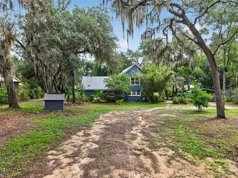 104 Long Pond Way Hawthorne FL 32640
