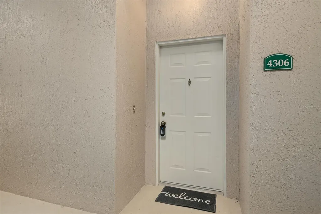 4833 Cypress Woods Drive Orlando FL 32811