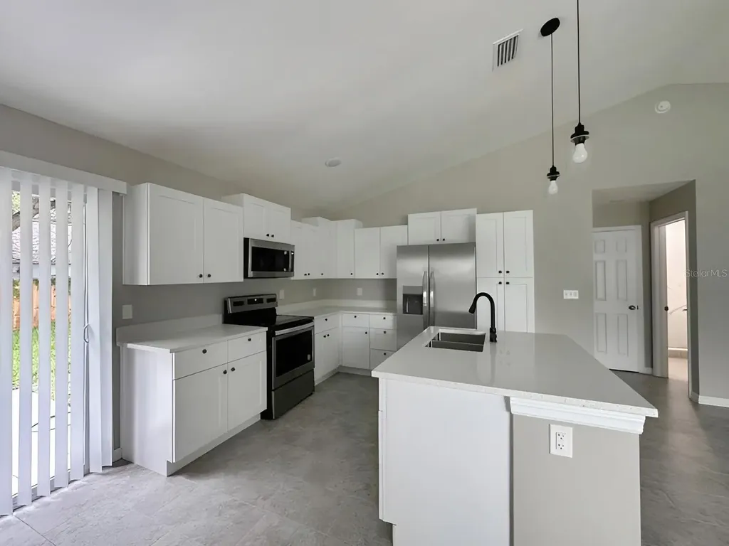 1809 Iroquois Drive Apopka FL 32703