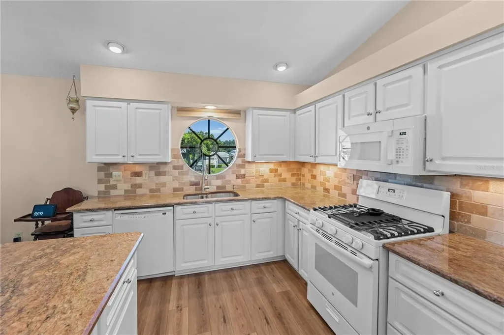 6323 Silver Lakes Drive E Lakeland FL 33810