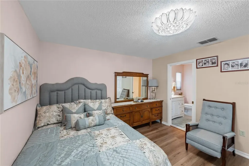 6323 Silver Lakes Drive E Lakeland FL 33810