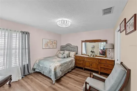 6323 Silver Lakes Drive E Lakeland FL 33810