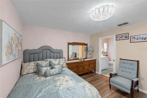 6323 Silver Lakes Drive E Lakeland FL 33810