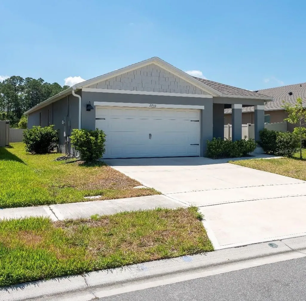 2733 Reddish Egret Bend Harmony FL 34773
