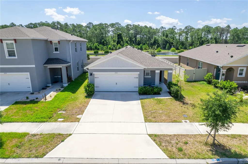 2733 Reddish Egret Bend Harmony FL 34773