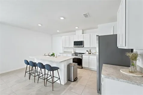 2733 Reddish Egret Bend Harmony FL 34773