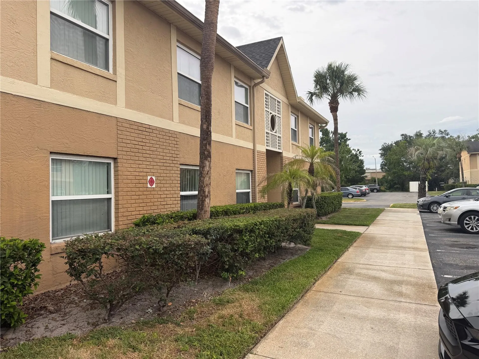 9800 Turf Way Orlando FL 32837