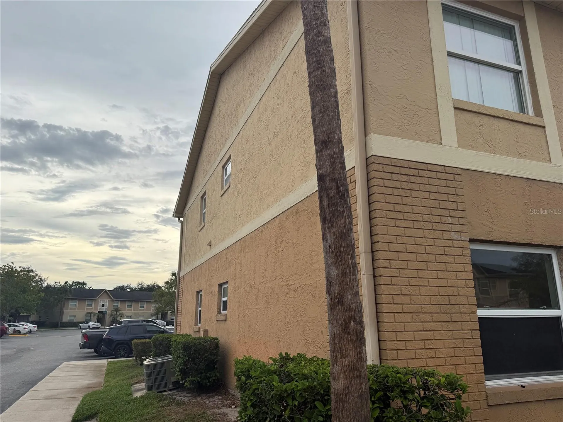 9800 Turf Way Orlando FL 32837