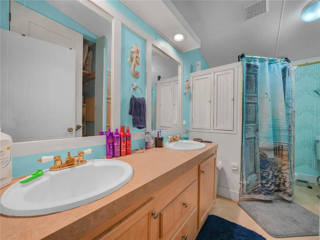 565 Landing Road Kenansville FL 34739