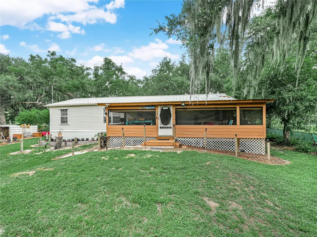 565 Landing Road Kenansville FL 34739