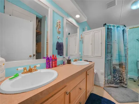 565 Landing Road Kenansville FL 34739
