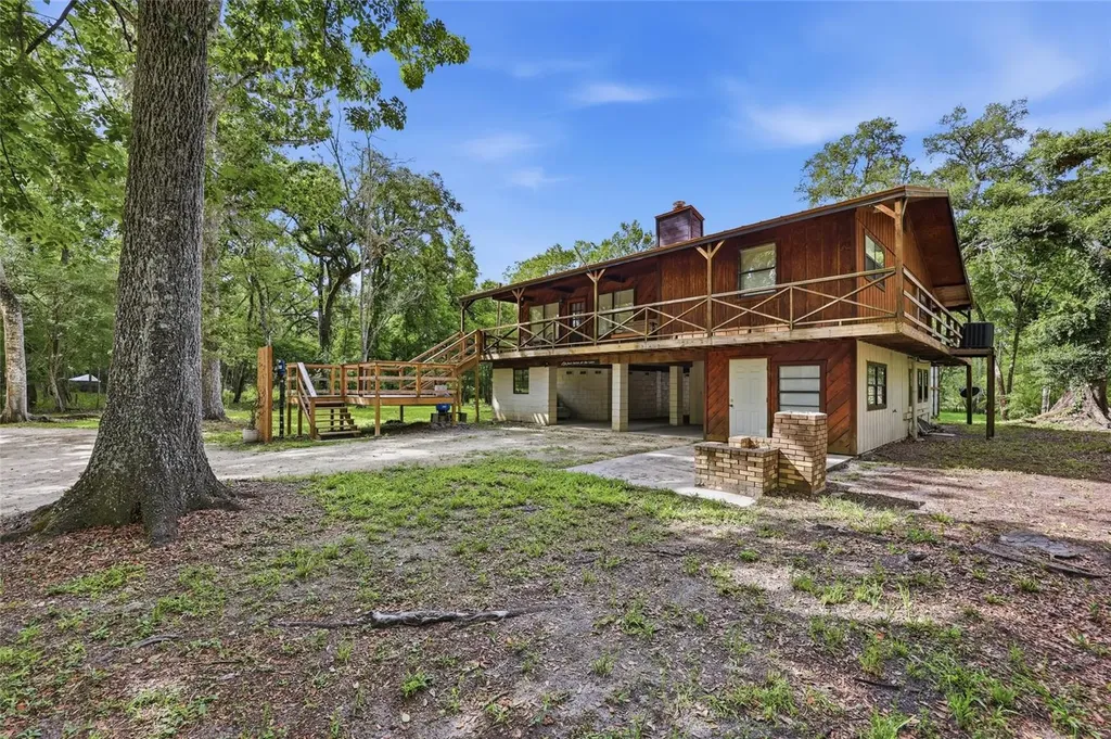 470 SW Santa Fe Drive Fort White FL 32038