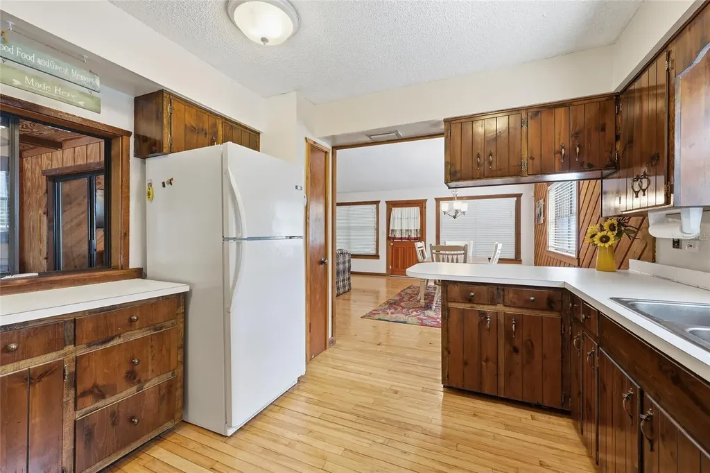 470 SW Santa Fe Drive Fort White FL 32038