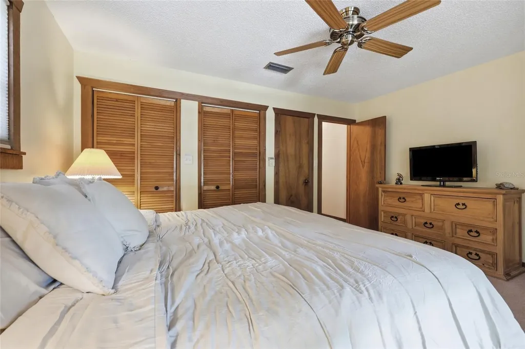 470 SW Santa Fe Drive Fort White FL 32038