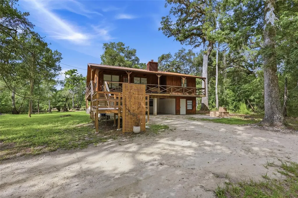 470 SW Santa Fe Drive Fort White FL 32038