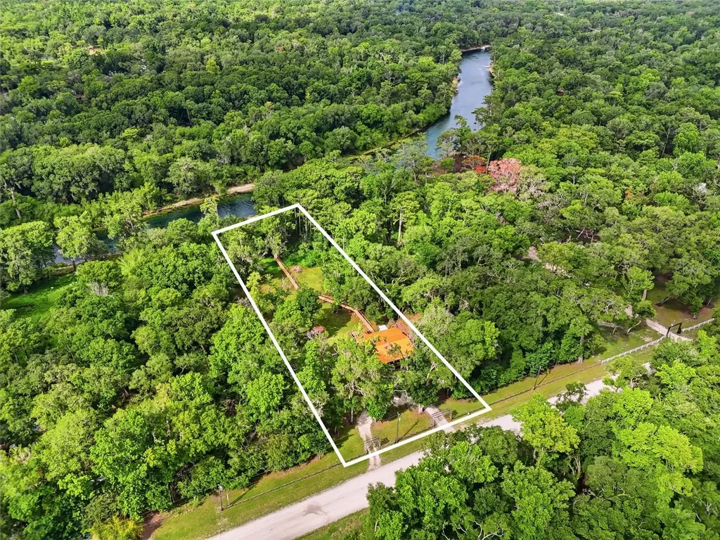 470 SW Santa Fe Drive Fort White FL 32038