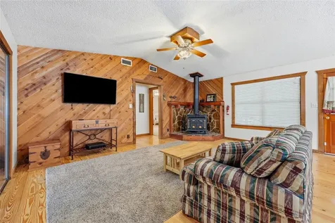 470 SW Santa Fe Drive Fort White FL 32038