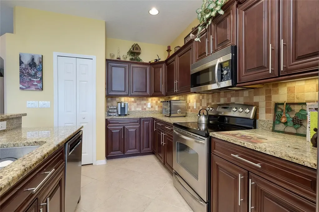 7830 113th Ave E. Avenue E Parrish FL 34219