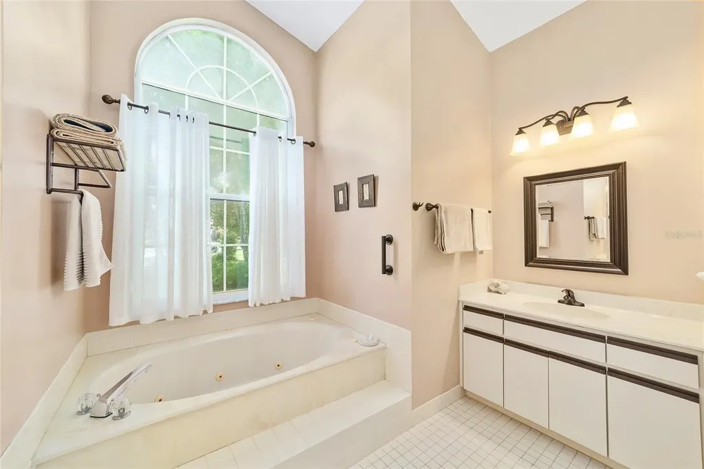 19800 SW 95th Street Dunnellon FL 34432