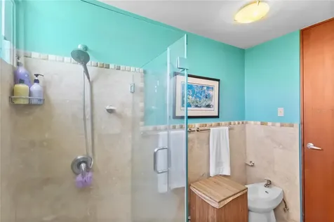 285 Palmas Inn Way Corner SE Humacao PR 00791