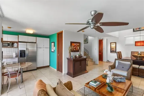 285 Palmas Inn Way Corner SE Humacao PR 00791