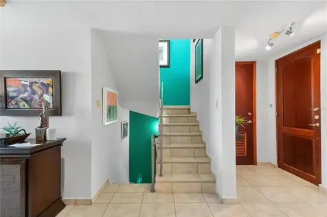 285 Palmas Inn Way Corner SE Humacao PR 00791