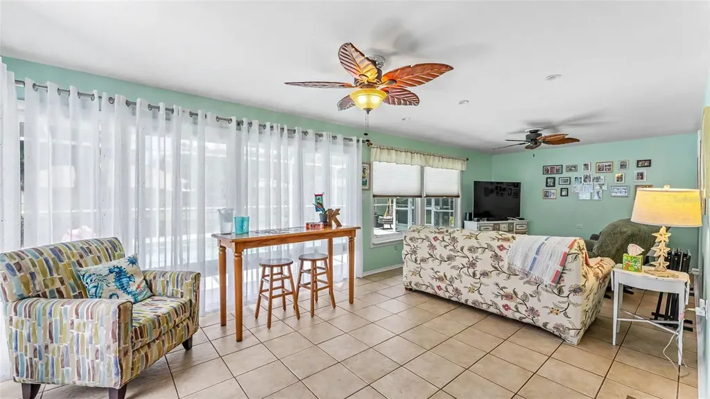422 Willow Run Lakeland FL 33813