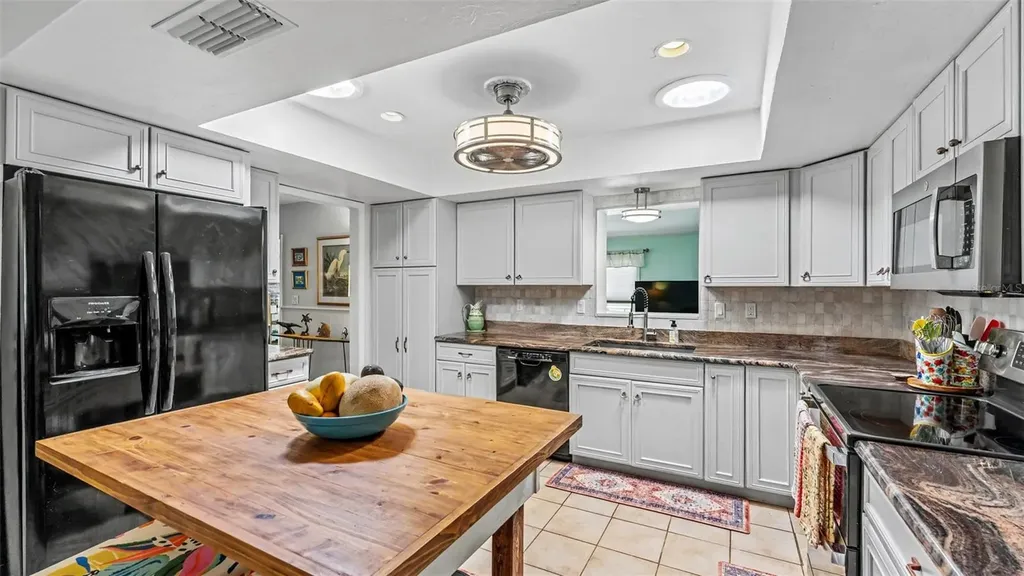 422 Willow Run Lakeland FL 33813