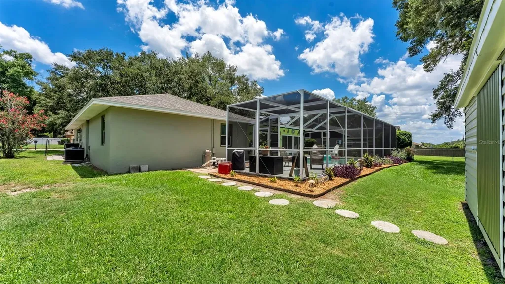 422 Willow Run Lakeland FL 33813