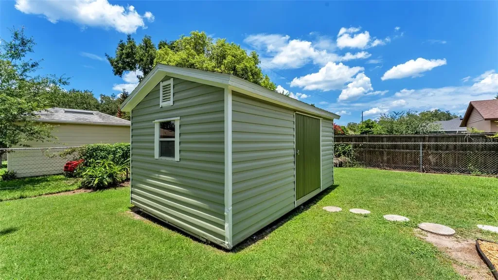 422 Willow Run Lakeland FL 33813