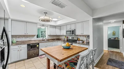 422 Willow Run Lakeland FL 33813