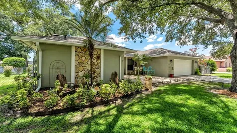 422 Willow Run Lakeland FL 33813