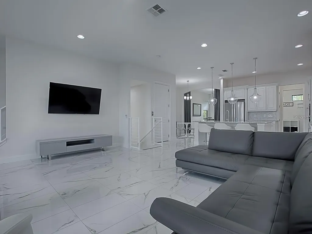 7661 Toscana Boulevard Orlando FL 32819