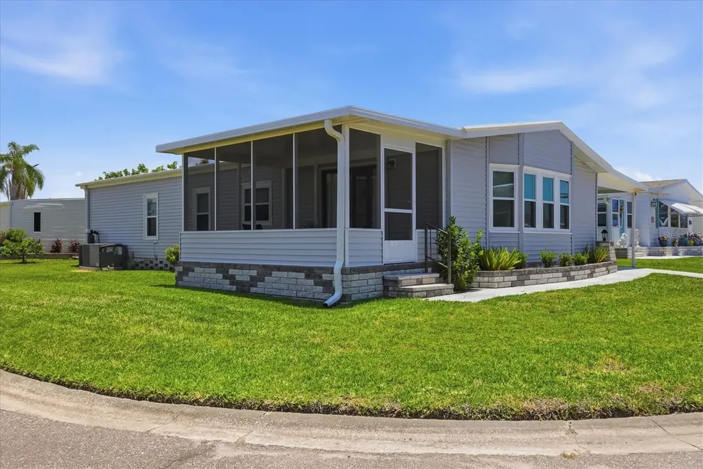 1536 45th Avenue E Ellenton FL 34222